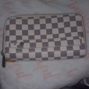Checkered  long wallet